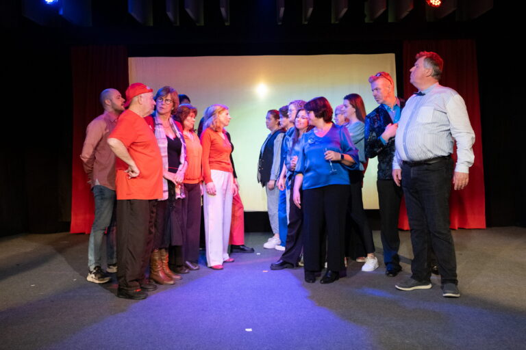 Toneel Fragment brengt GOUD