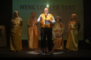Toneel Fragment brengt GOUD