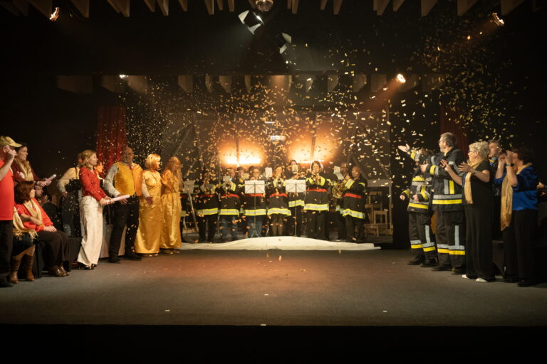 Toneel Fragment brengt GOUD